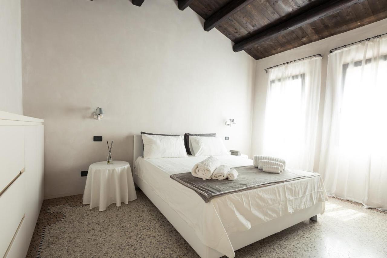 Apartment Amazing Modern Design Home, Campo Dei Mori. Wifi Venedig
